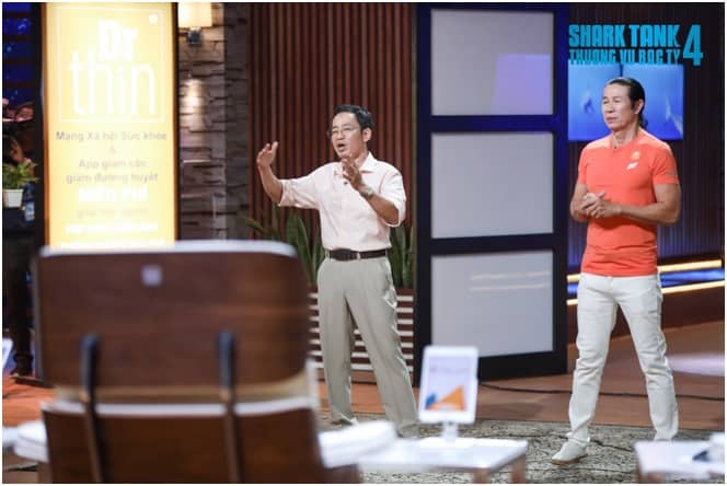 BS Đỗ Triều Hưng cùng KS Nguyễn Hữu Thanh Tuấn tại Shark Tank mùa 4, tập 6